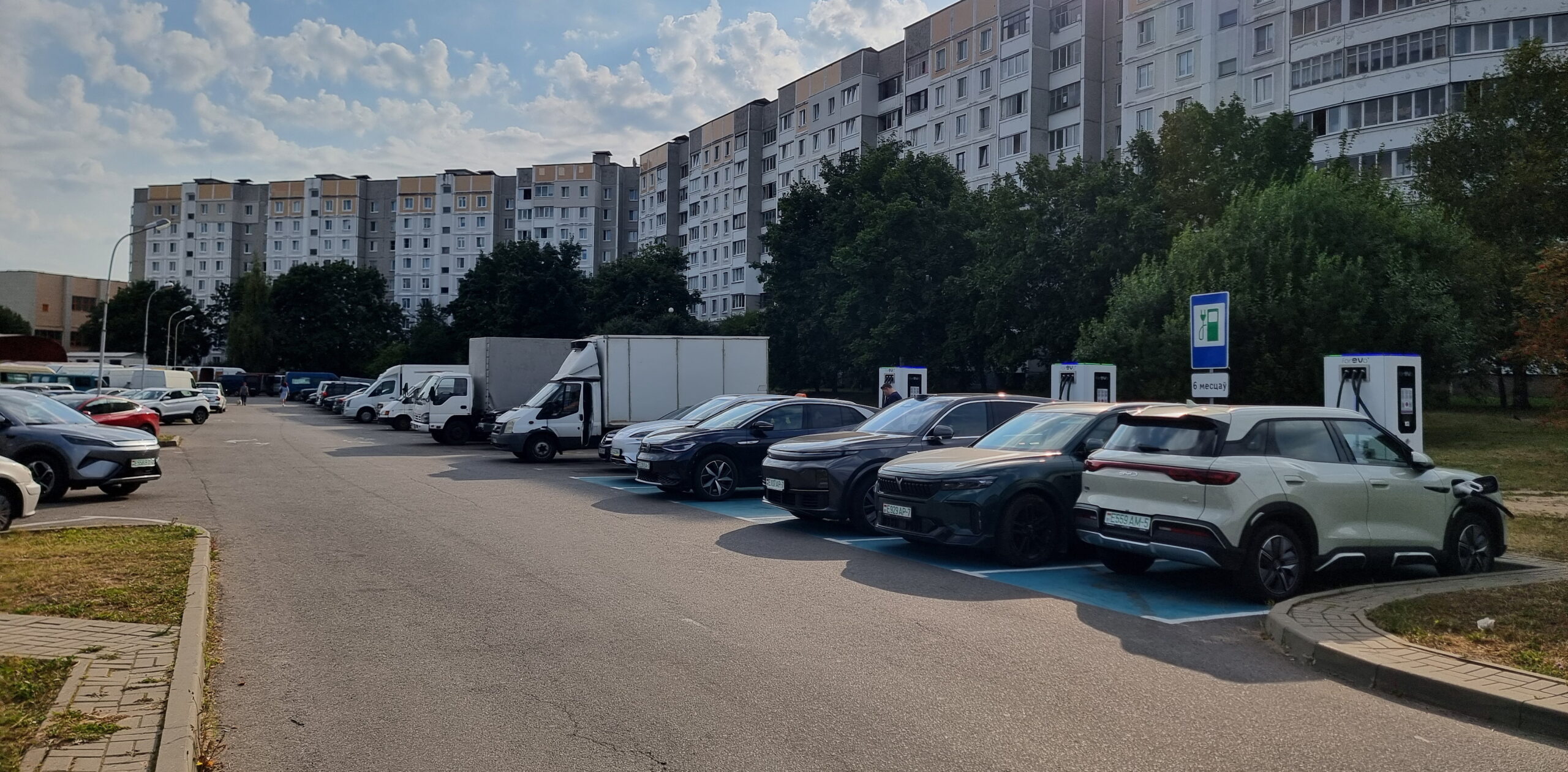 3 зарядные станции EVON 80 кВт Никифорова